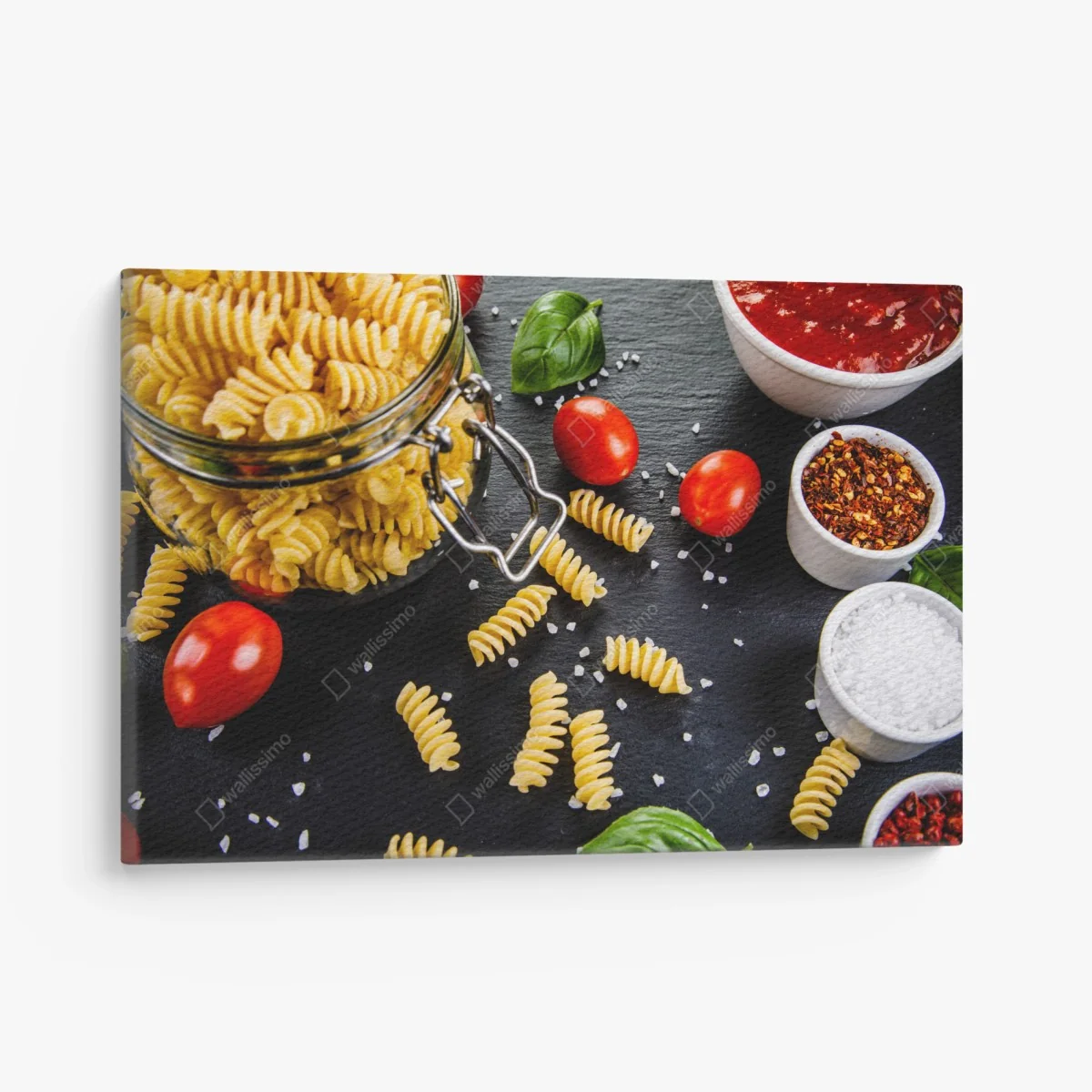 Leinwandbild pasta zutaten arrangiert mit tomaten und basilikum – Wallnifity® Leinwandbild pasta zutaten arrangiert mit tomaten und basilikum – Wallnifity®