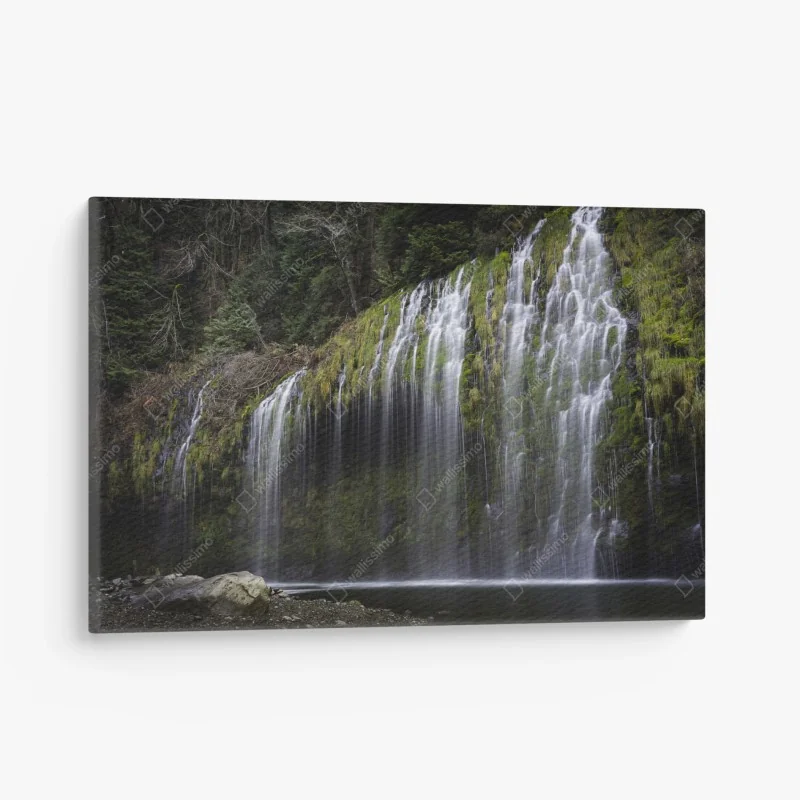Leinwandbild moosiger wasserfall im wald – Wallnifity® Leinwandbild moosiger wasserfall im wald – Wallnifity®