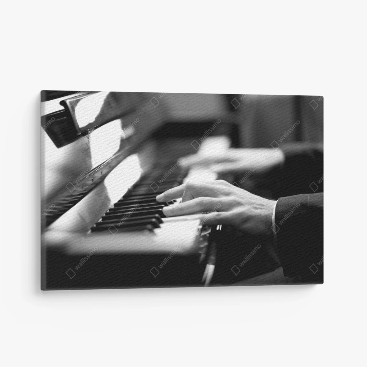 Leinwandbild intime hände auf klaviertasten in monochrom – Wallnifity® Leinwandbild intime hände auf klaviertasten in monochrom – Wallnifity®