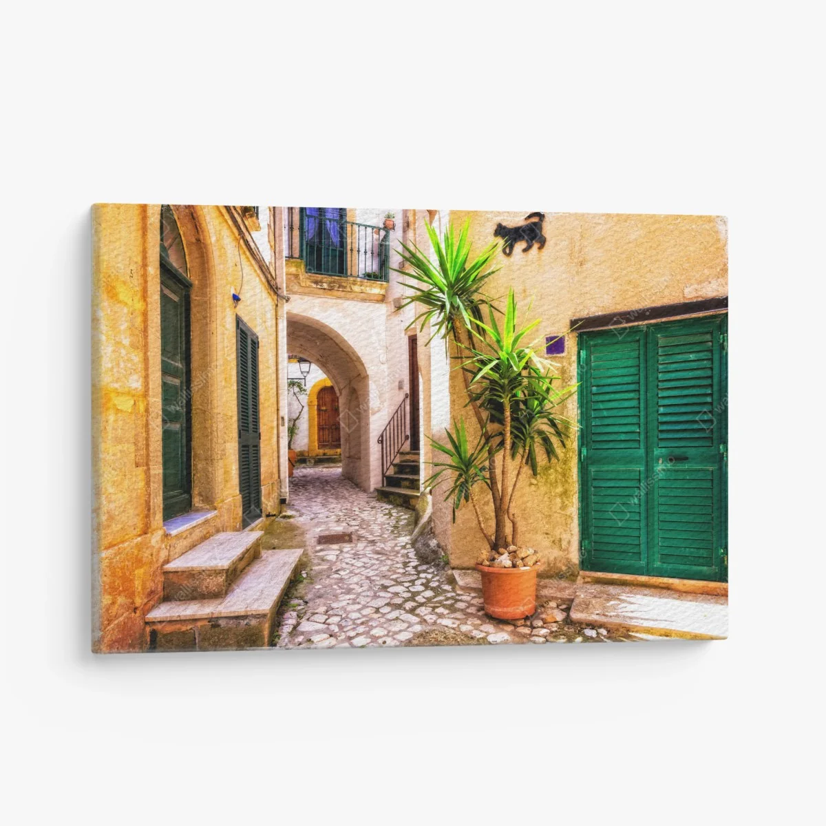 Leinwandbild sonnige mediterrane gasse mit grünen jalousien – Wallnifity® Leinwandbild sonnige mediterrane gasse mit grünen jalousien – Wallnifity®