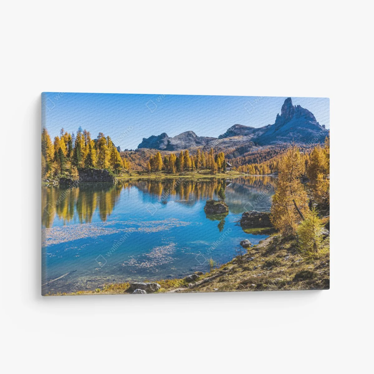 Leinwandbild herbstlicher alpensee mit bergreflexion – Wallnifity®
