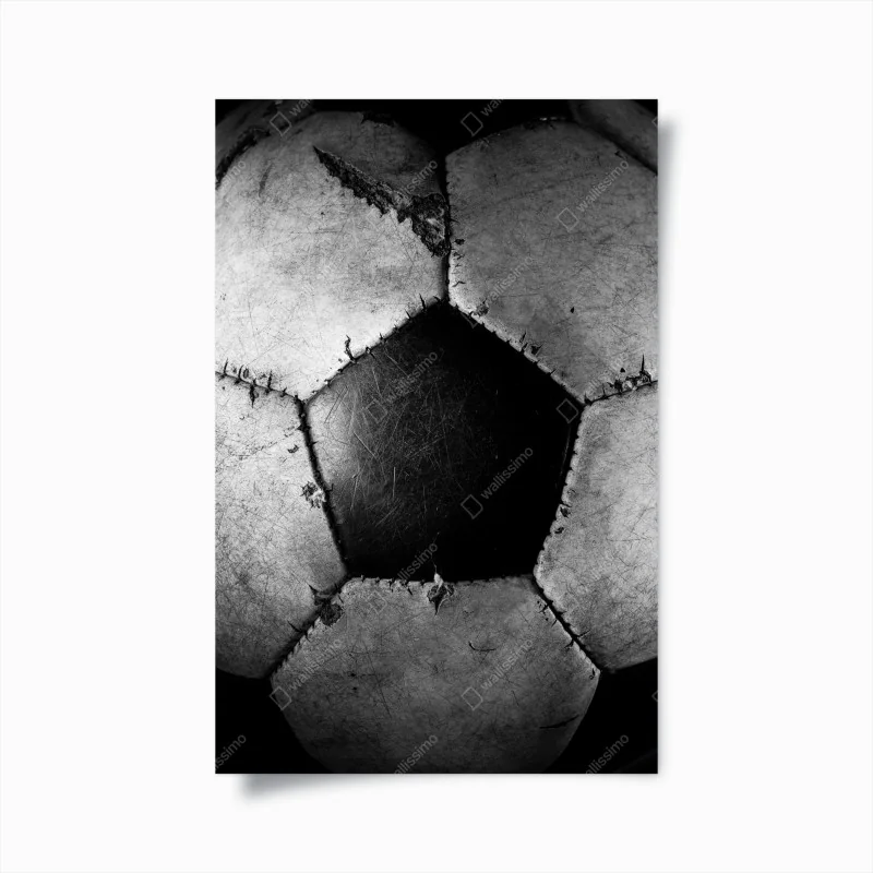 Poster abgenutzter fußball - nahaufnahme