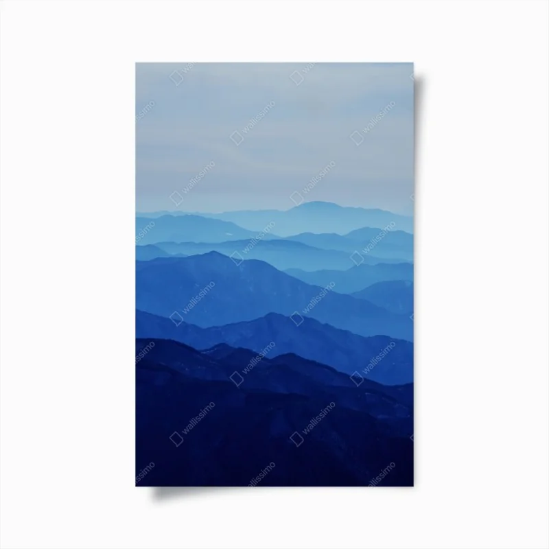 Poster neblige blaue bergschichten – Wallnifity® Poster neblige blaue bergschichten – Wallnifity®