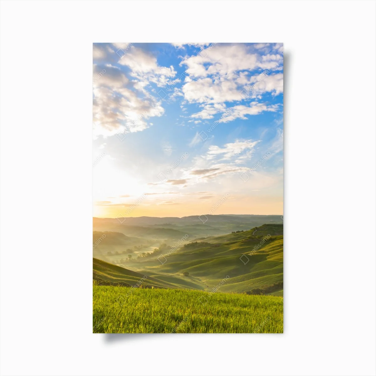 Poster sonnenaufgang über nebligen hügeln – Wallnifity®