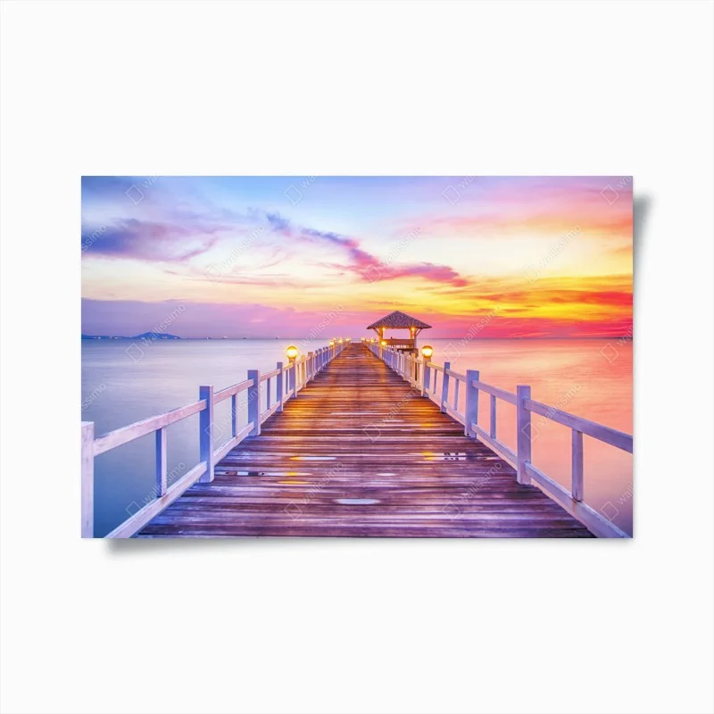 Poster sonnenuntergang am steg zum ruhigen horizont