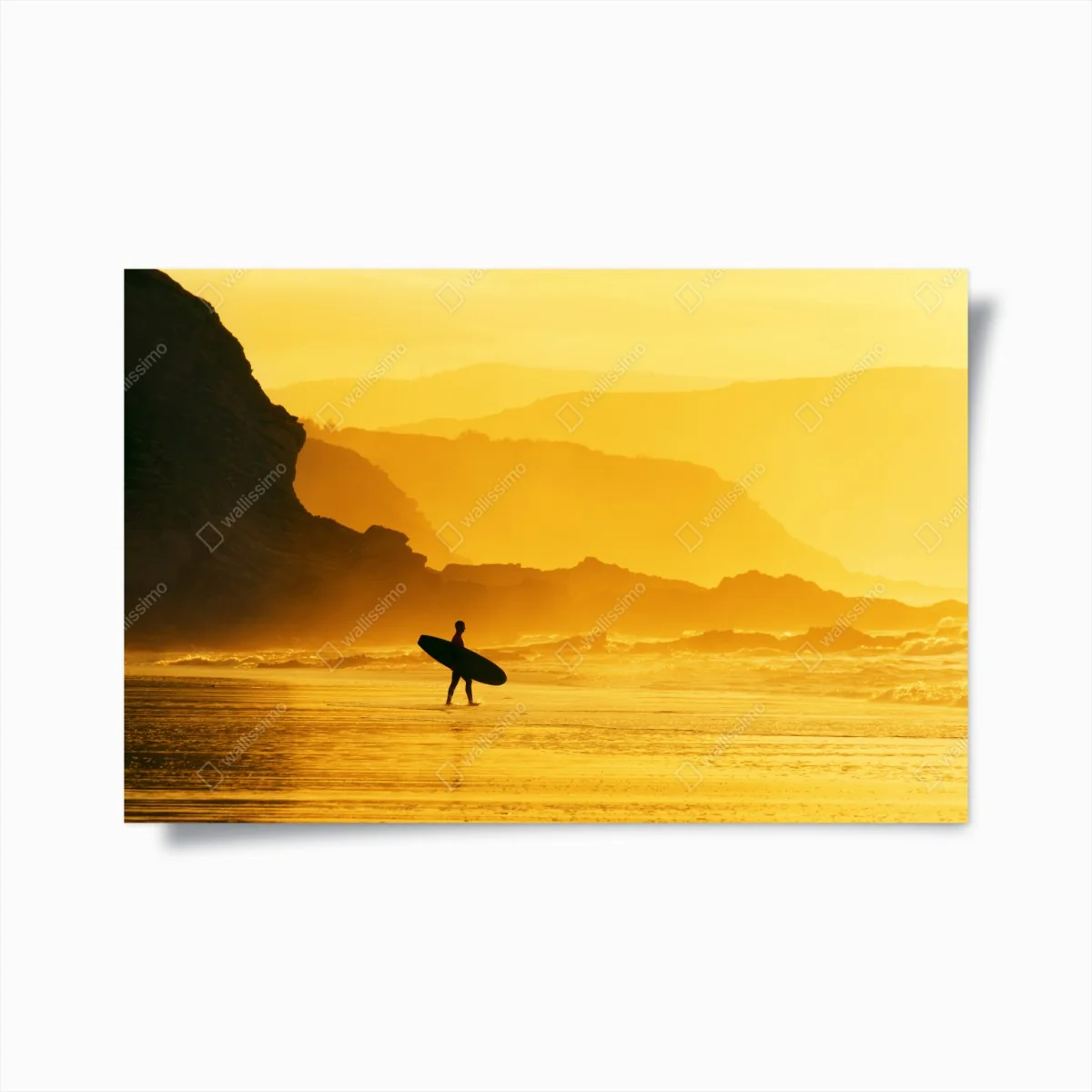 Poster surfer im goldenen sonnenuntergang – Wallnifity® Poster surfer im goldenen sonnenuntergang – Wallnifity®