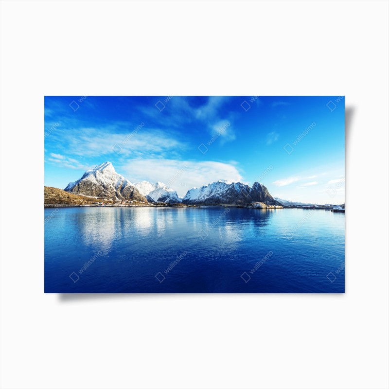 Poster ruhige winterliche fjordlandschaft in Reine, Lofoten
