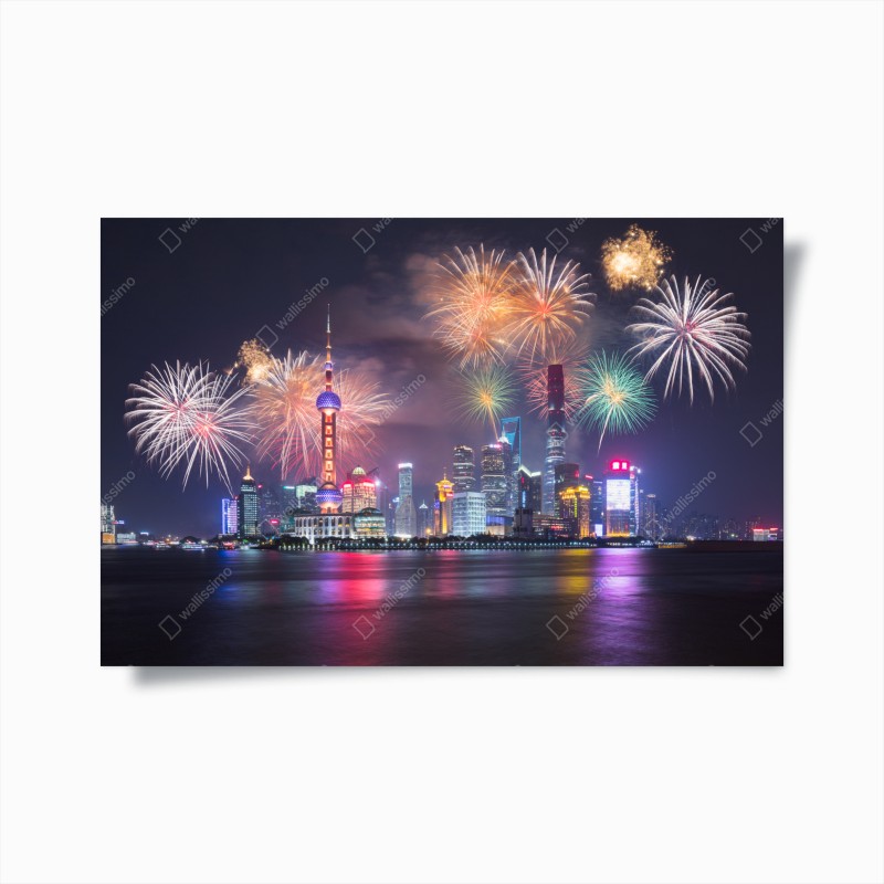 Poster Shanghai skyline mit feuerwerk über dem Huangpu