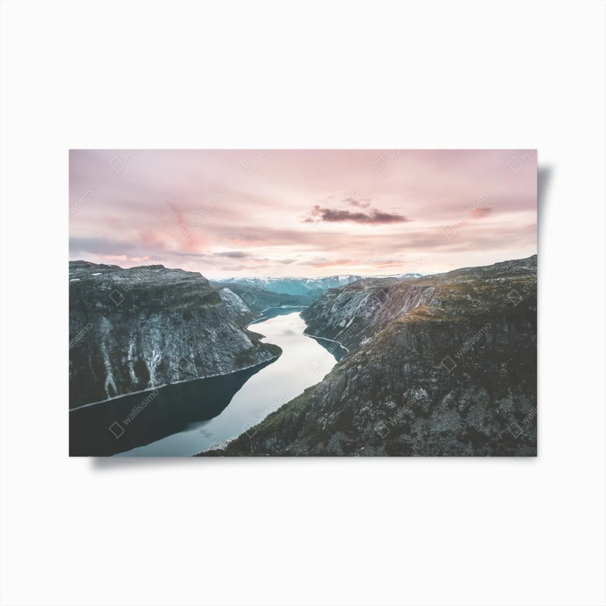 Poster ruhiger fjord bei sonnenuntergang – Wallnifity®
