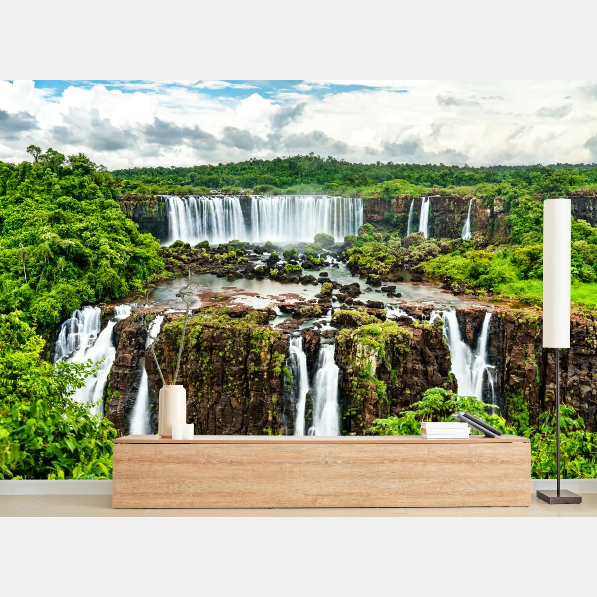Fototapete panorama des üppigen grünen wasserfalls – Wallnifity® Fototapete panorama des üppigen grünen wasserfalls – Wallnifity®