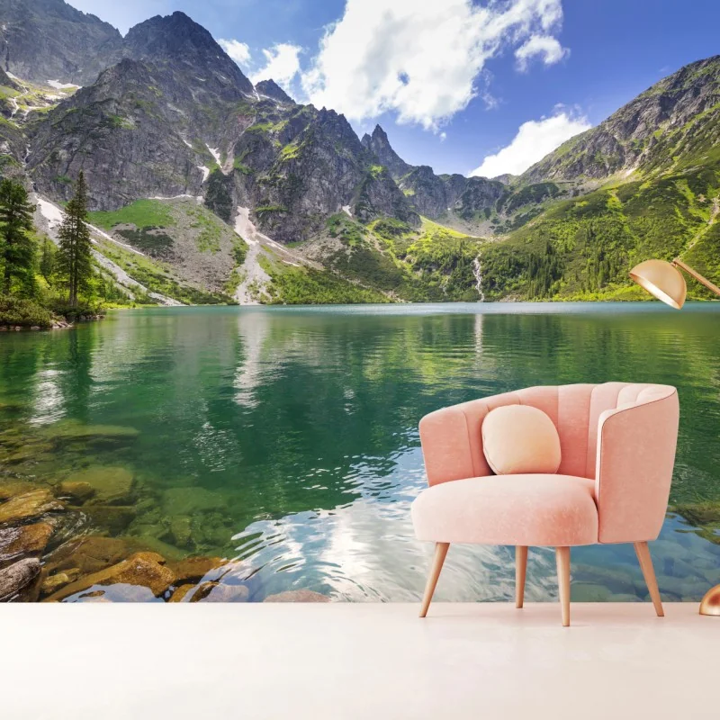 Fototapete ruhiger smaragdgrüner bergsee vor schroffen gipfeln – Wallnifity®