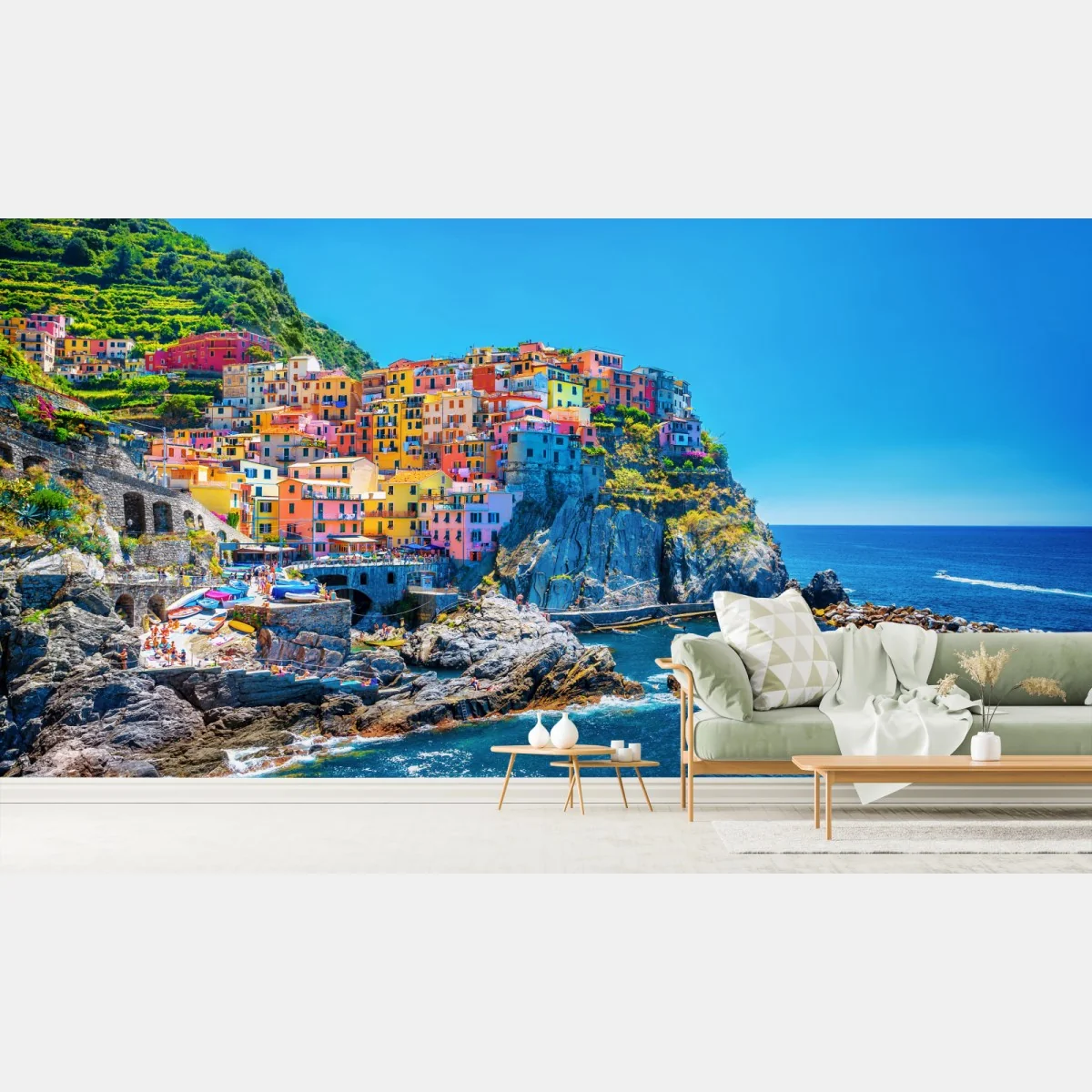 Fototapete farbenfrohes dorf am klippenmeer – Wallnifity® Fototapete farbenfrohes dorf am klippenmeer – Wallnifity®