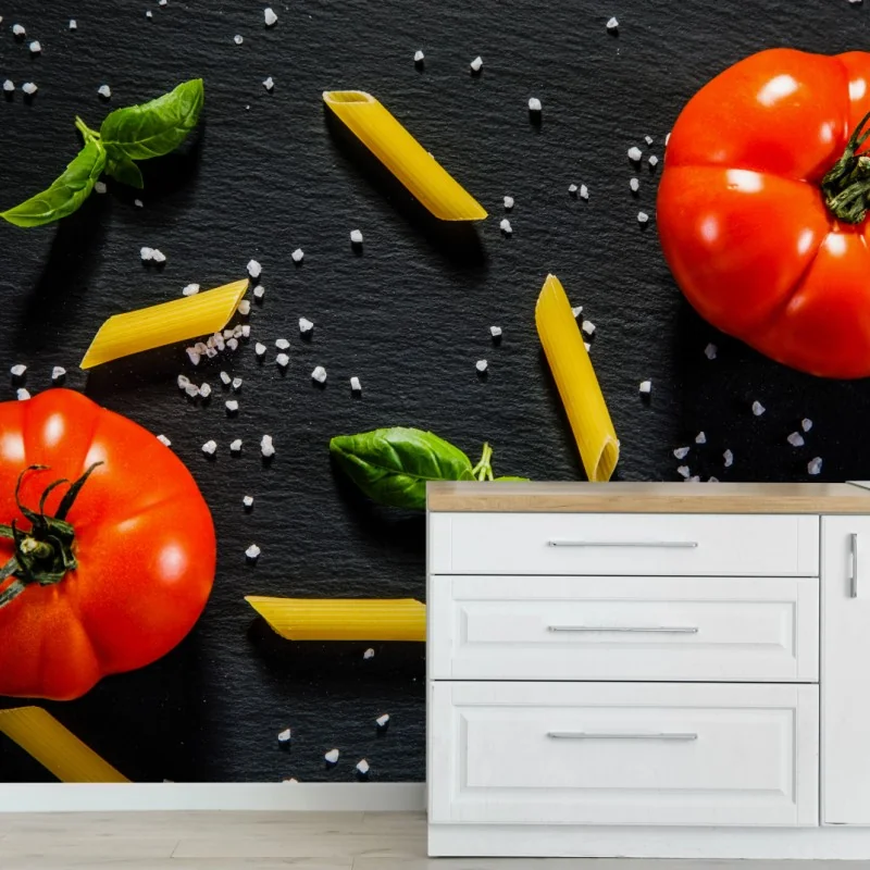 Fototapete tomaten und penne auf schwarzem schiefer – Wallnifity®