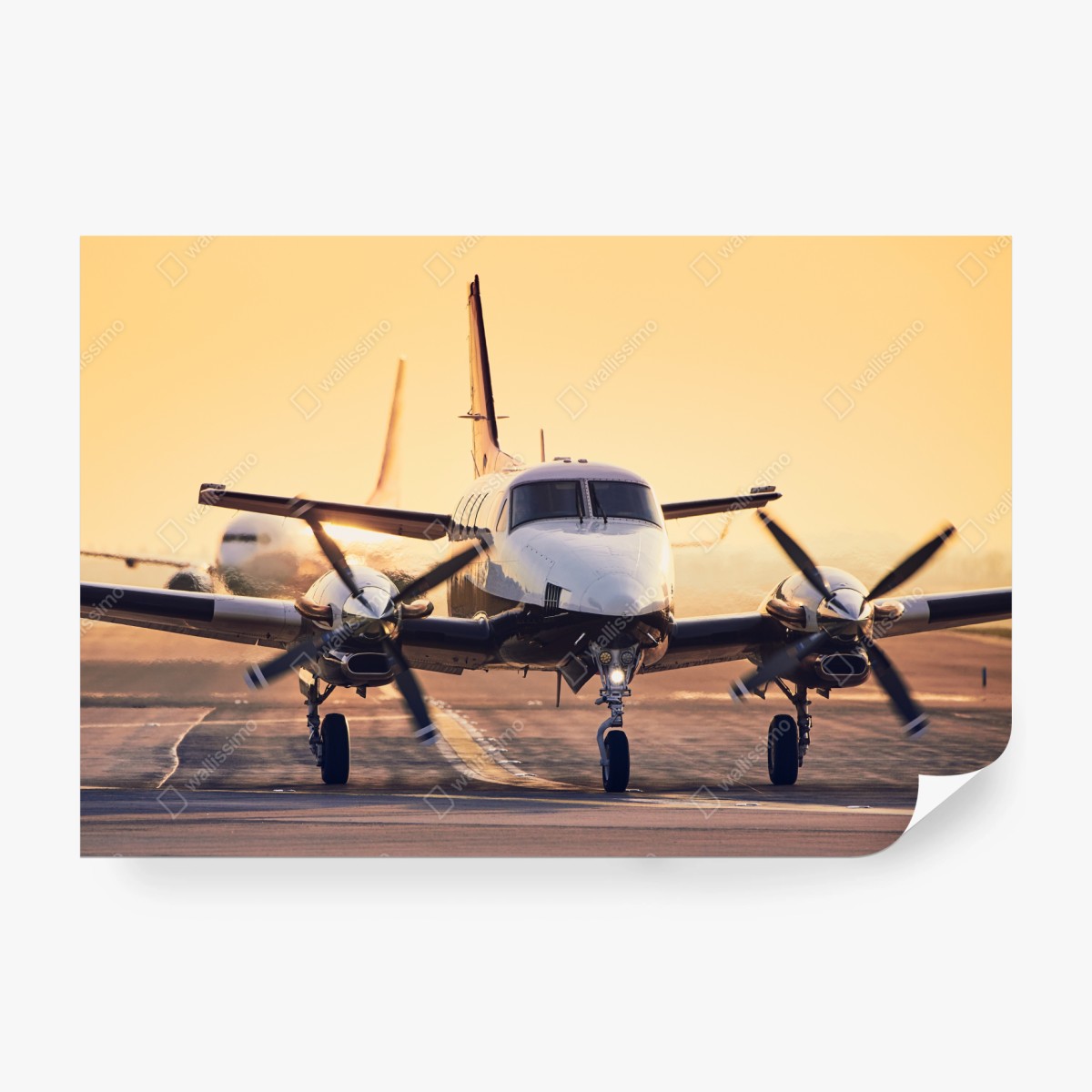 Fototapete zweimotoriges turboprop auf dem goldenen flugfeld – Wallnifity® Fototapete zweimotoriges turboprop auf dem goldenen flugfeld – Wallnifity®