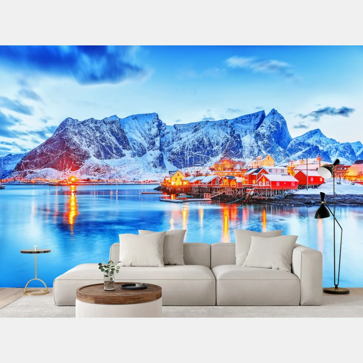 Fototapete verschneites küstendorf unter hohen bergen – Wallnifity®