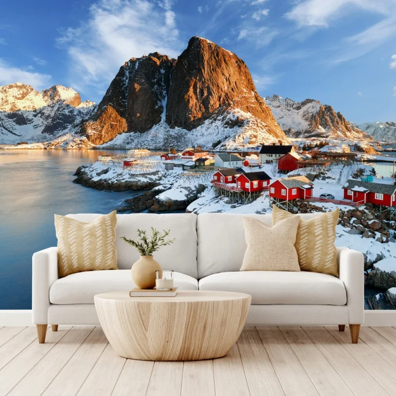 Fototapete sonnenbeschienenes Hamnøy am fjord