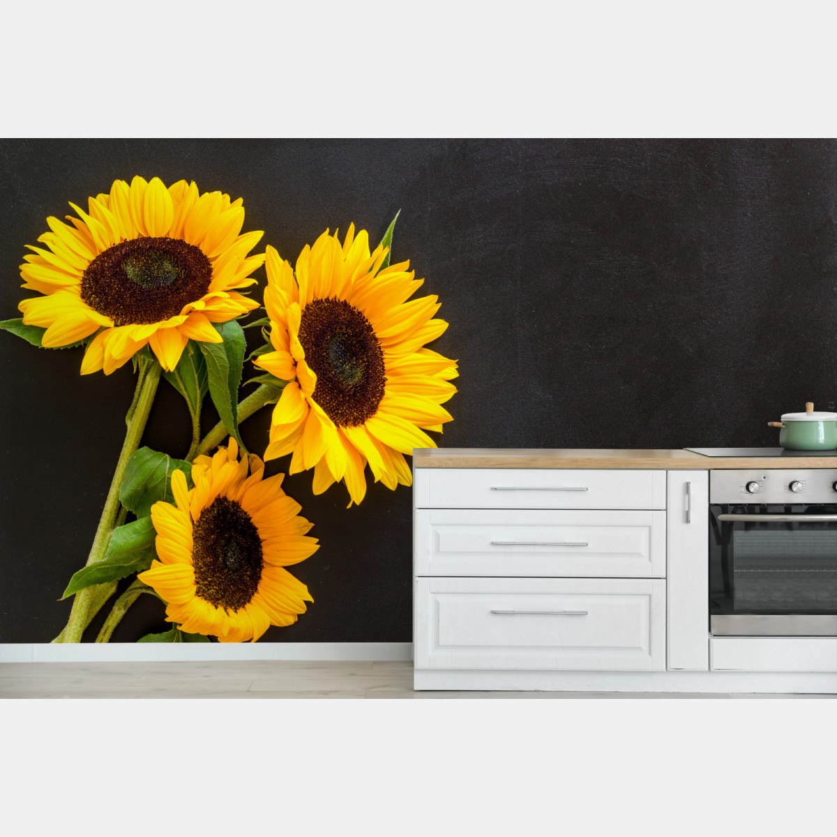 Fototapete sonnenblumenstrauß auf schwarzem hintergrund – Wallnifity®