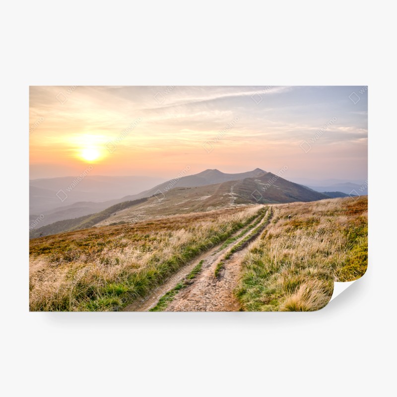 Fototapete goldener bergweg bei sonnenuntergang