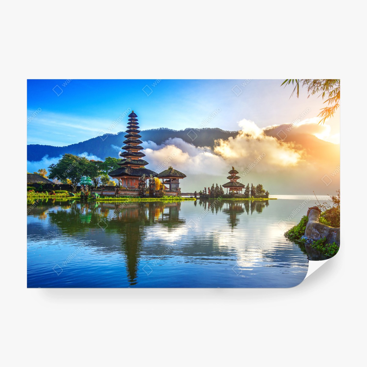 Fototapete Pura Ulun Danu Bratan bei sonnenaufgang – Wallnifity® Fototapete Pura Ulun Danu Bratan bei sonnenaufgang – Wallnifity®