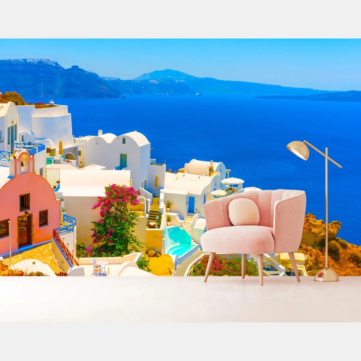 Fototapete sonniger blick auf Santorini mit weißen häusern und blauem meer – Wallnifity®