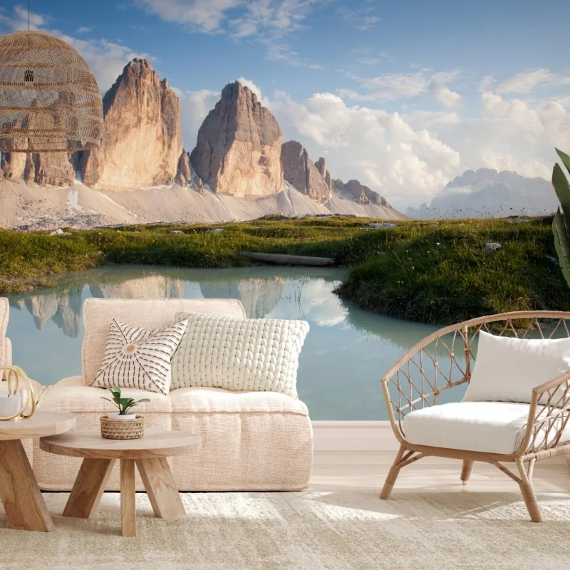 Fototapete sonnenbeschienene alpengipfel im spiegel des ruhigen sees