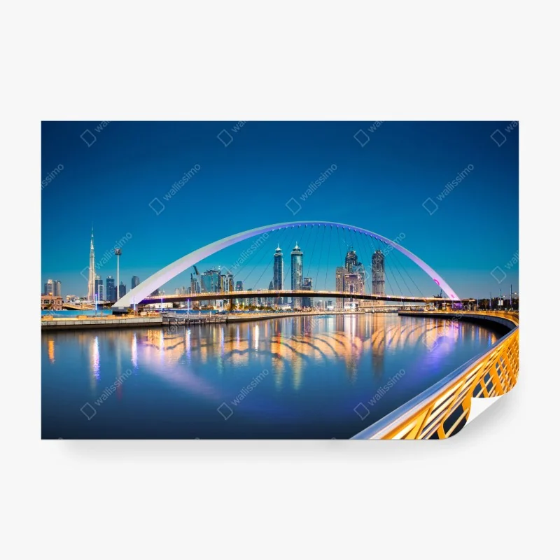 Fototapete Dubai skyline bei nacht mit beleuchteter brücke