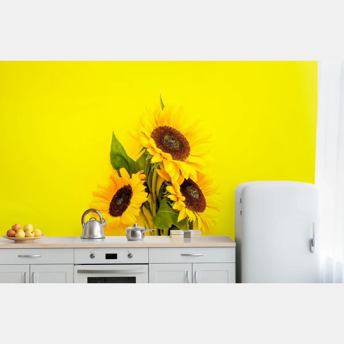 Fototapete leuchtender sonnenblumenstrauß auf gelbem hintergrund – Wallnifity® Fototapete leuchtender sonnenblumenstrauß auf gelbem hintergrund – Wallnifity®