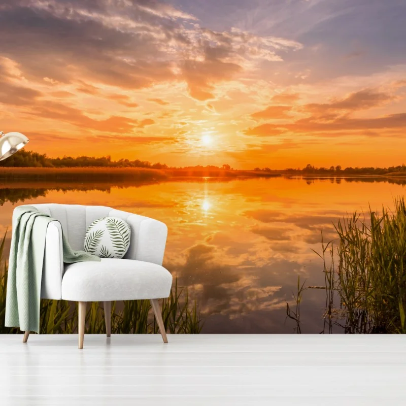 Fototapete goldener sonnenuntergang über idyllischem see