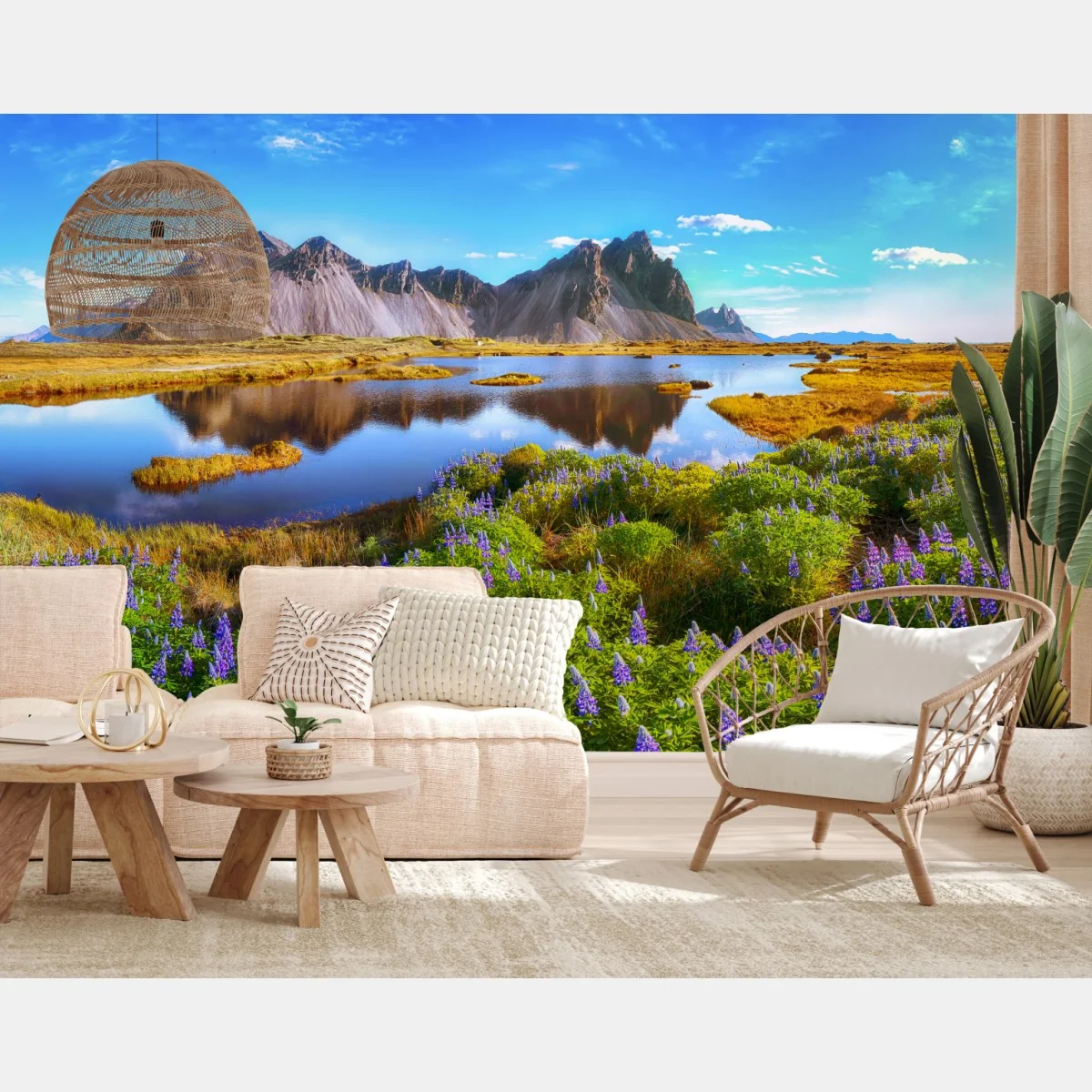 Fototapete lebendige lupinenwiesen bei Vestrahorn, Island – Wallnifity®