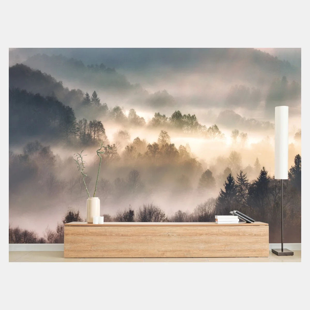 Fototapete nebliger wald im morgengrauen – Wallnifity® Fototapete nebliger wald im morgengrauen – Wallnifity®