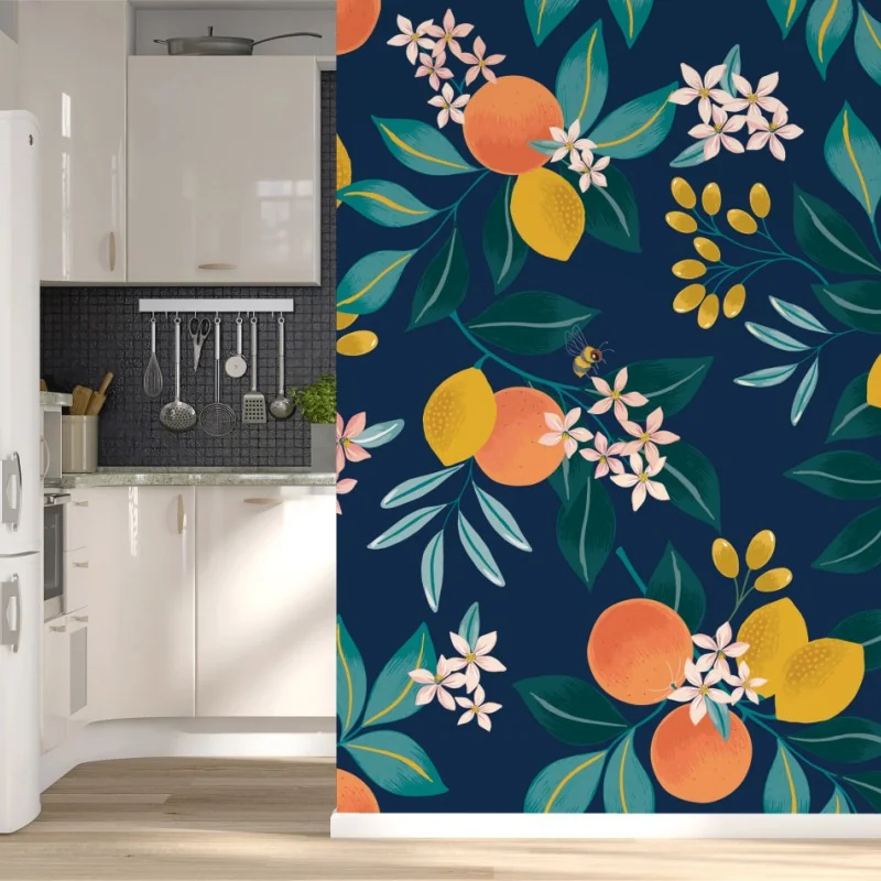 Fototapete botanisches zitronen- und orangenmuster auf marineblauem hintergrund
