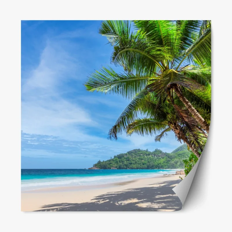 Repositionierbarer Aufkleber tropischer strand mit palmen und segelboot