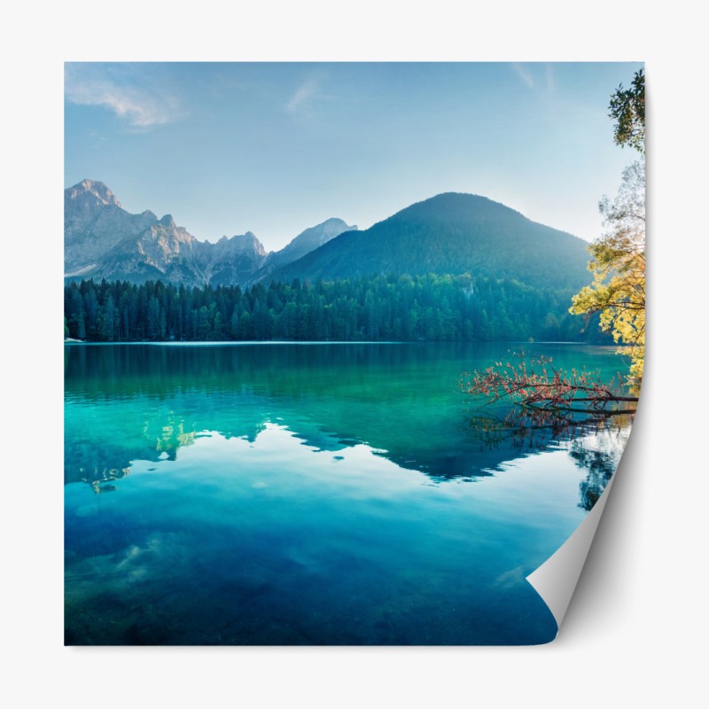 Repositionierbarer Aufkleber majestätische bergspiegelung über dem see – Wallnifity®