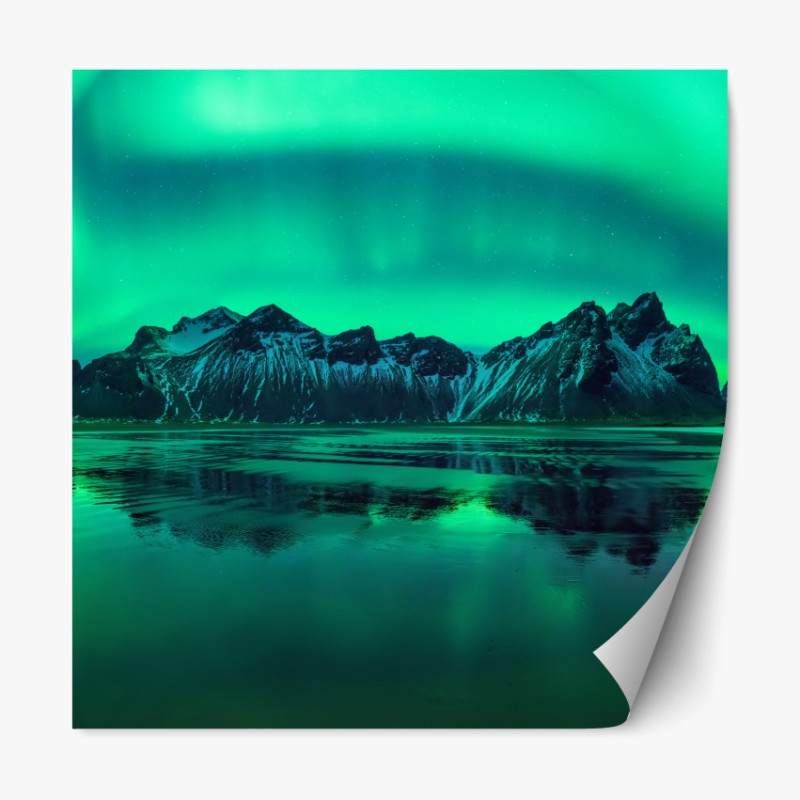 Repositionierbarer Aufkleber nordlicht über Vestrahorn, Stokksnes