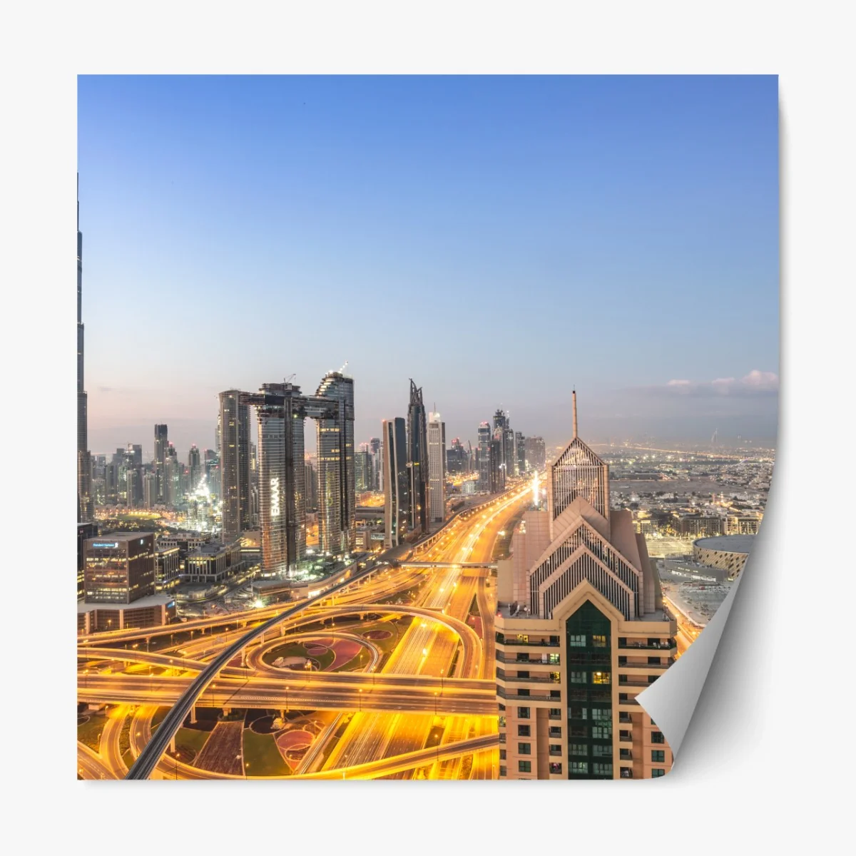 Repositionierbarer Aufkleber skyline von Dubai bei dämmerung – Wallnifity® Repositionierbarer Aufkleber skyline von Dubai bei dämmerung – Wallnifity®