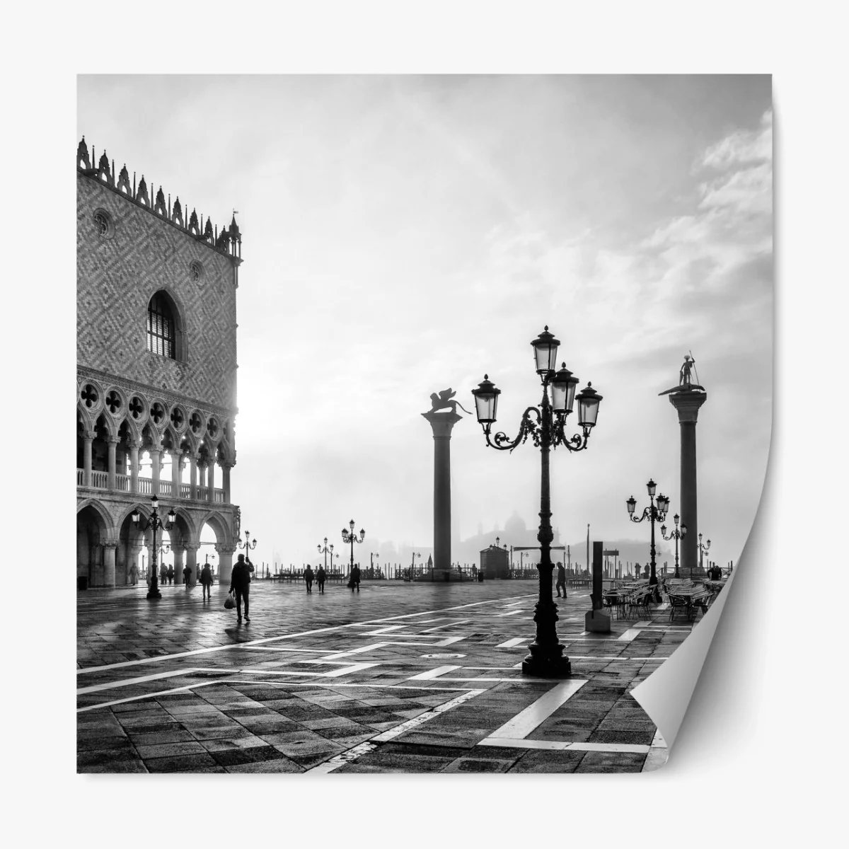 Repositionierbarer Aufkleber Markusplatz im nebel – Wallnifity® Repositionierbarer Aufkleber Markusplatz im nebel – Wallnifity®