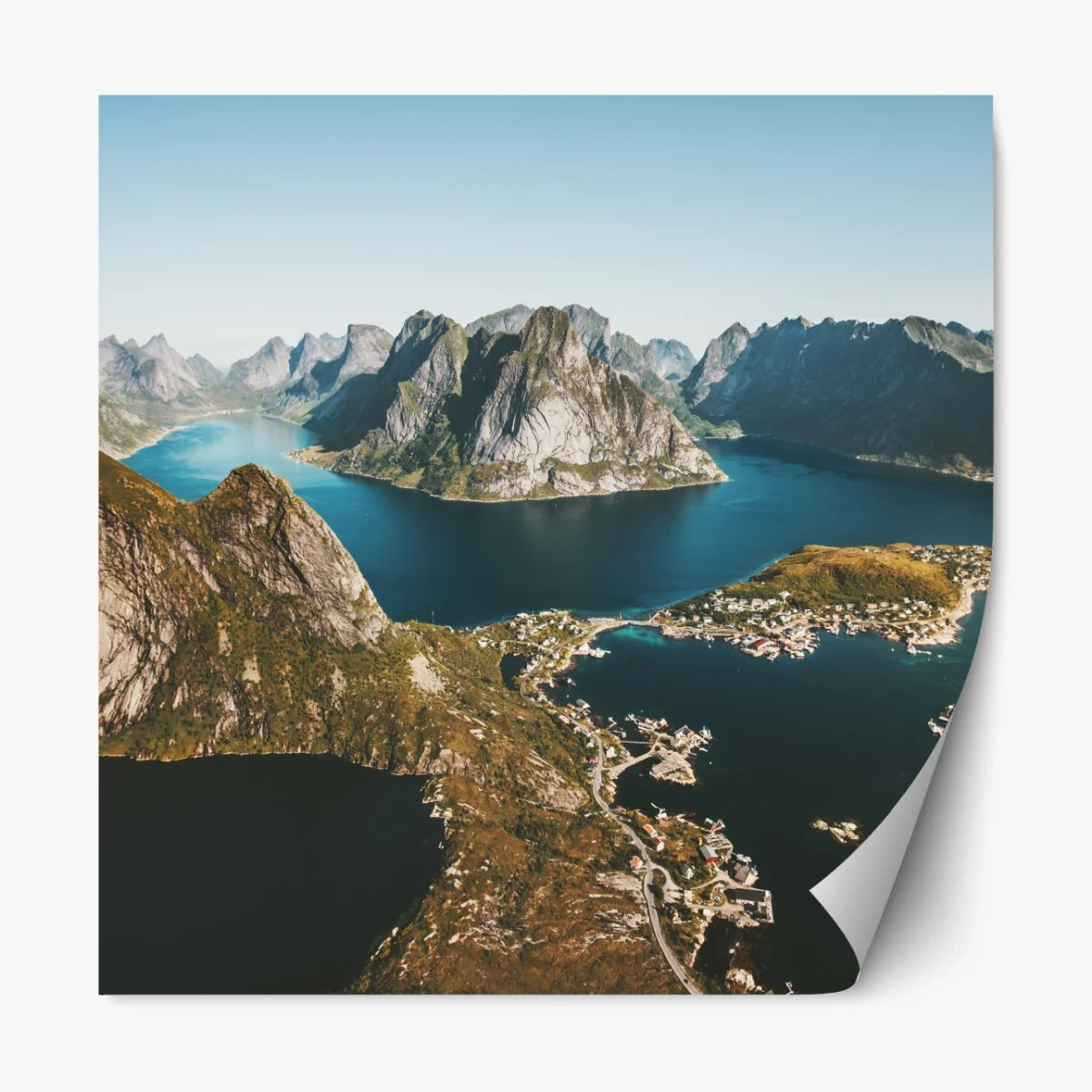 Repositionierbarer Aufkleber majestätische fjordlandschaft – Wallnifity® Repositionierbarer Aufkleber majestätische fjordlandschaft – Wallnifity®