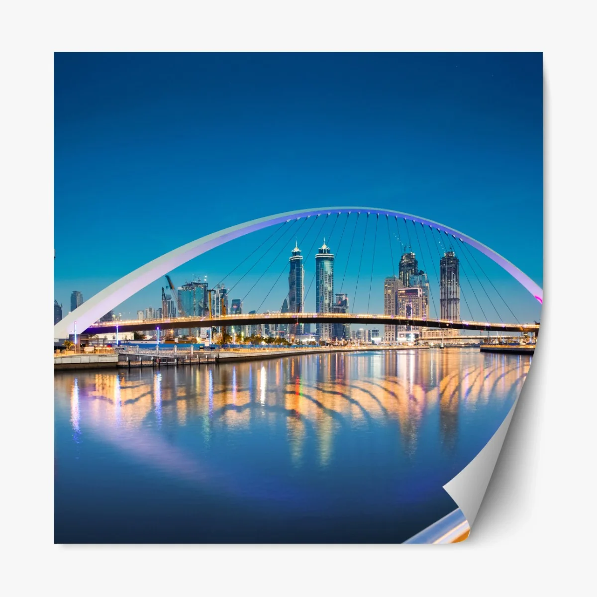 Repositionierbarer Aufkleber Dubai skyline bei nacht mit beleuchteter brücke – Wallnifity® Repositionierbarer Aufkleber Dubai skyline bei nacht mit beleuchteter brücke – Wallnifity®
