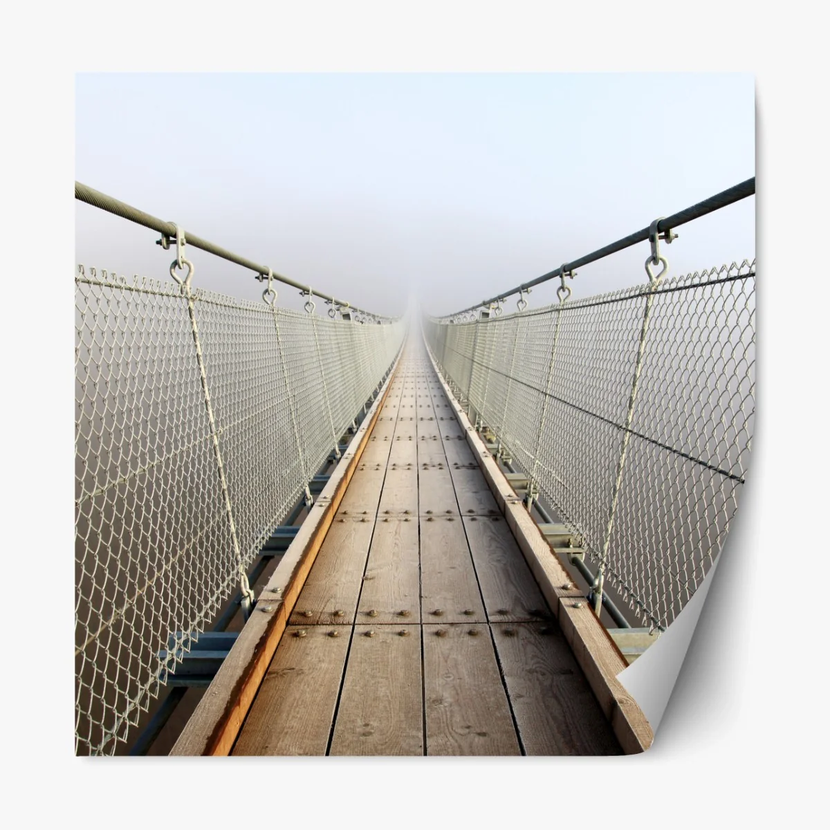 Repositionierbarer Aufkleber neblige hängebrücke die in den nebel führt – Wallnifity® Repositionierbarer Aufkleber neblige hängebrücke die in den nebel führt – Wallnifity®