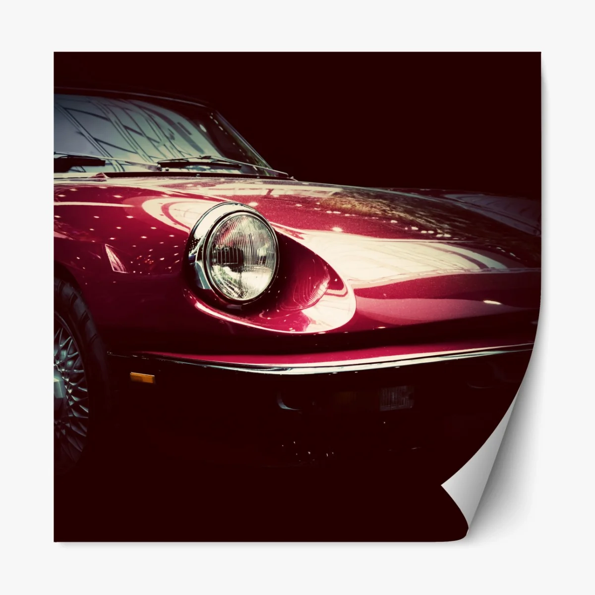 Repositionierbarer Aufkleber nahaufnahme eines klassischen roten sportwagens – Wallnifity® Repositionierbarer Aufkleber nahaufnahme eines klassischen roten sportwagens – Wallnifity®