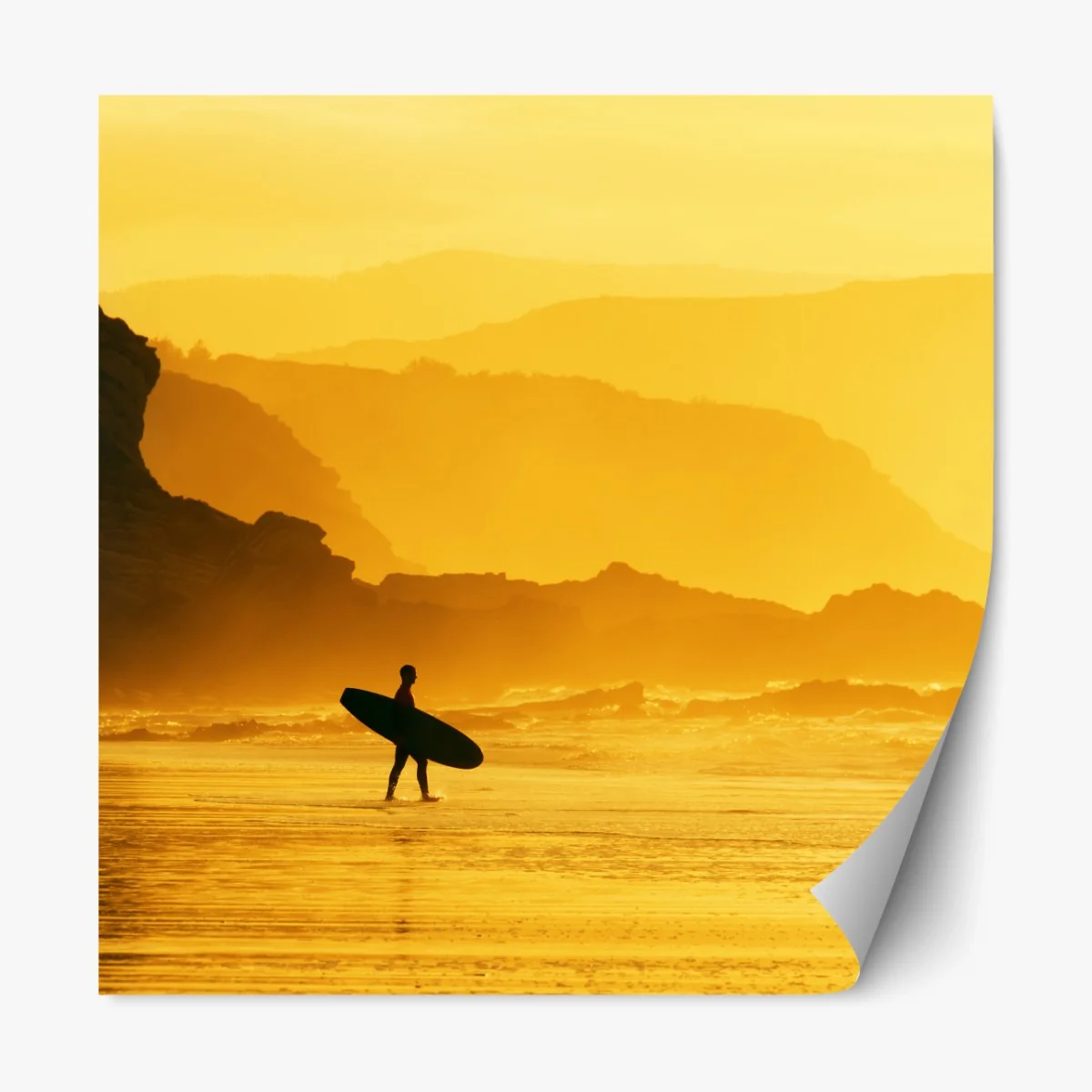 Repositionierbarer Aufkleber surfer im goldenen sonnenuntergang – Wallnifity® Repositionierbarer Aufkleber surfer im goldenen sonnenuntergang – Wallnifity®