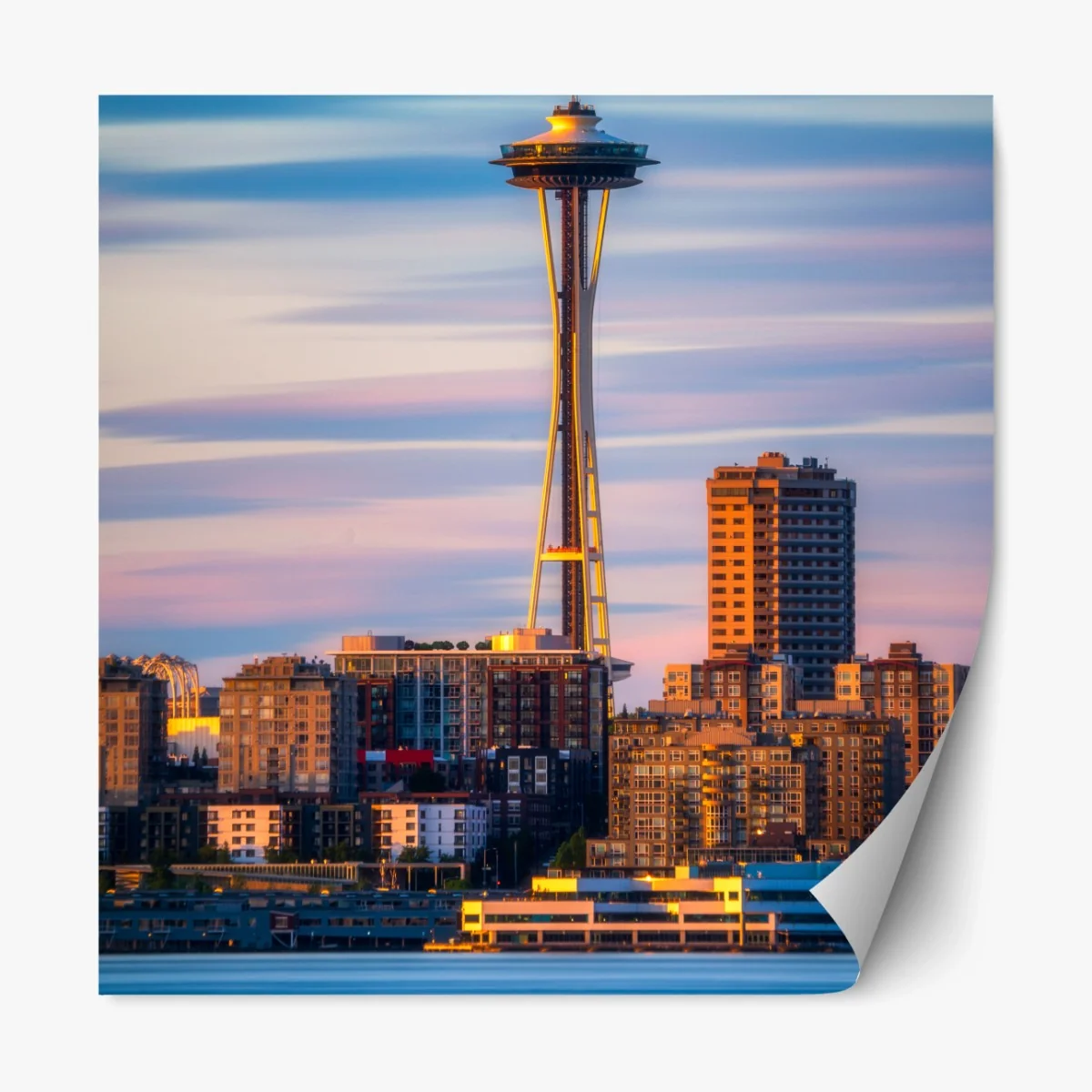 Repositionierbarer Aufkleber Seattle skyline mit dem Space Needle bei Sonnenuntergang – Wallnifity® Repositionierbarer Aufkleber Seattle skyline mit dem Space Needle bei Sonnenuntergang – Wallnifity®