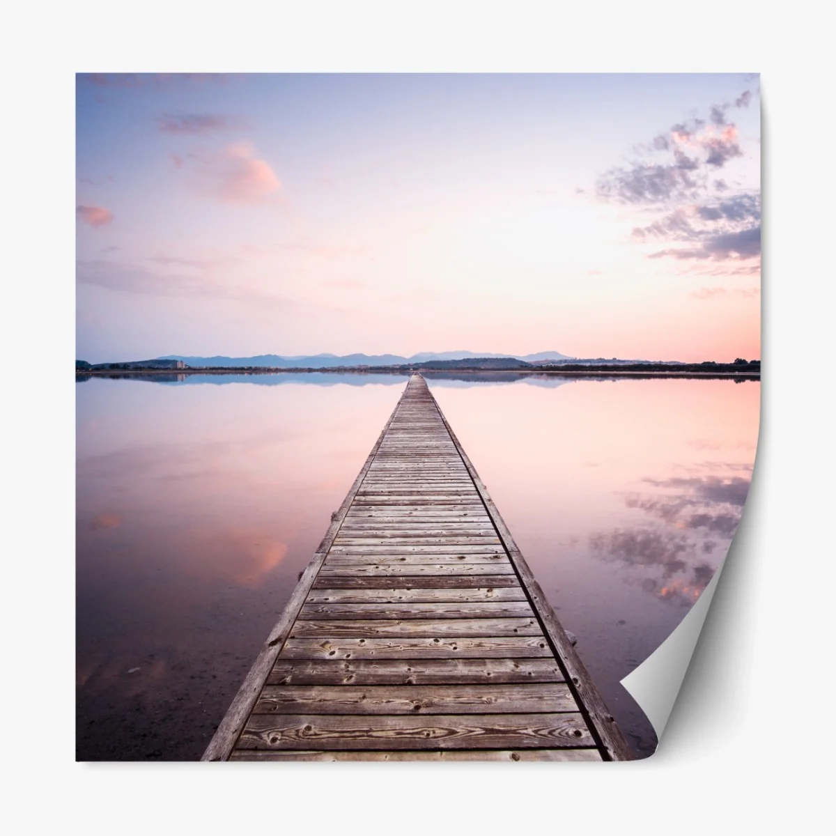 Repositionierbarer Aufkleber holzsteg zum horizont bei sonnenuntergang – Wallnifity® Repositionierbarer Aufkleber holzsteg zum horizont bei sonnenuntergang – Wallnifity®