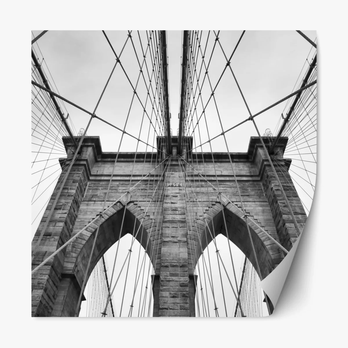 Repositionierbarer Aufkleber perspektive der Brooklyn Bridge in monochrom – Wallnifity® Repositionierbarer Aufkleber perspektive der Brooklyn Bridge in monochrom – Wallnifity®