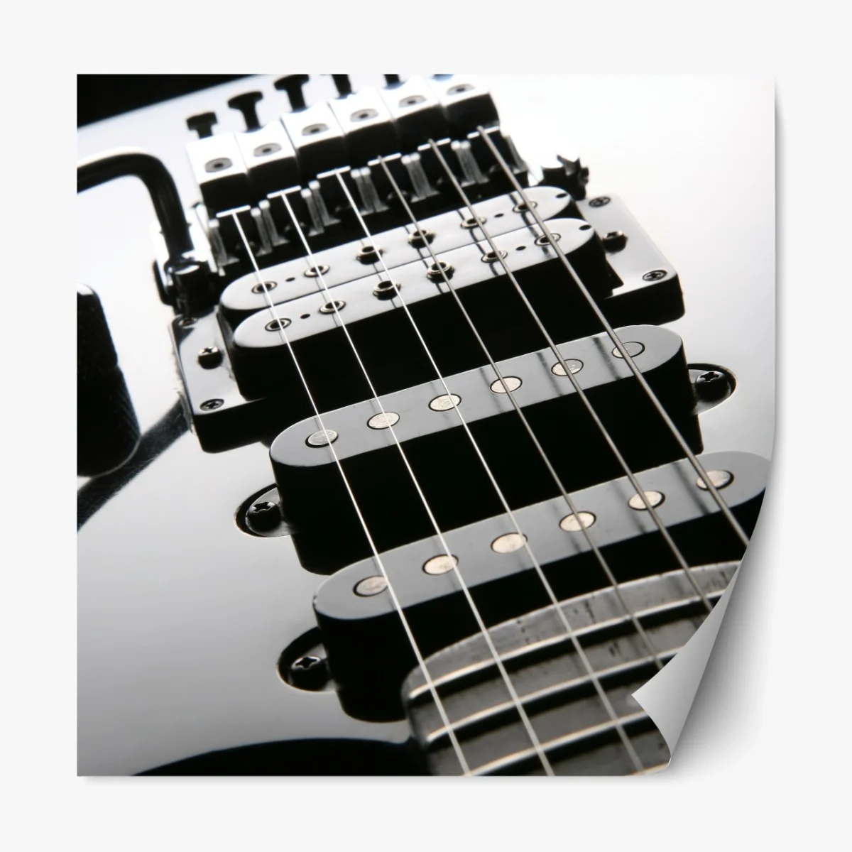 Repositionierbarer Aufkleber nahaufnahme einer schwarzen elektrogitarre – Wallnifity® Repositionierbarer Aufkleber nahaufnahme einer schwarzen elektrogitarre – Wallnifity®