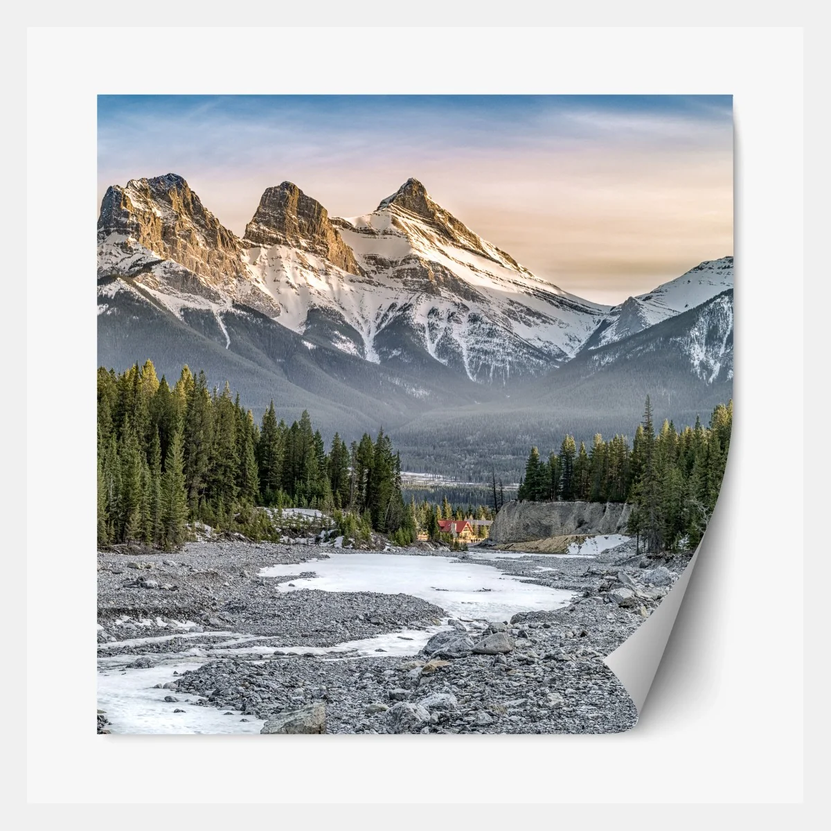 Repositionierbarer Aufkleber majestätische berggipfel und kiefernwald – Wallnifity®