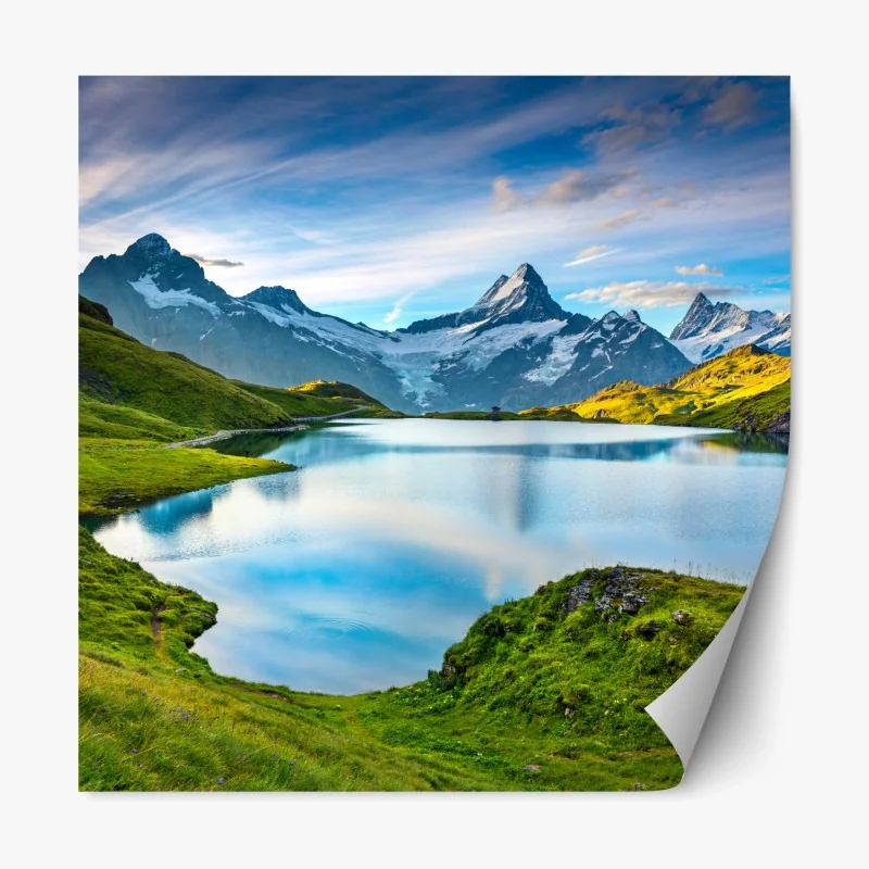 Repositionierbarer Aufkleber ruhiger alpensee vor dem Wetterhorn, Schweiz