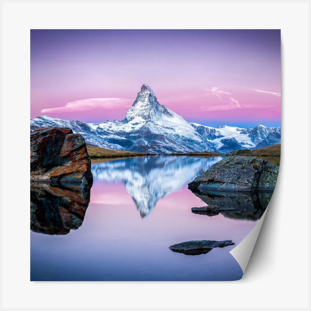 Repositionierbarer Aufkleber majestätischer alpenberg gespiegelt im ruhigen see – Wallnifity® Repositionierbarer Aufkleber majestätischer alpenberg gespiegelt im ruhigen see – Wallnifity®