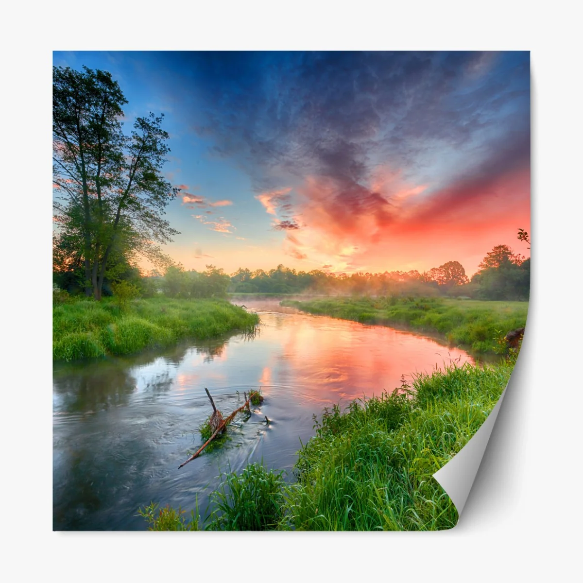 Repositionierbarer Aufkleber sonnenaufgang über einem nebligen flussufer – Wallnifity®