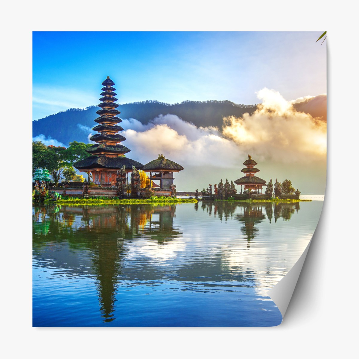 Repositionierbarer Aufkleber Pura Ulun Danu Bratan bei sonnenaufgang – Wallnifity®